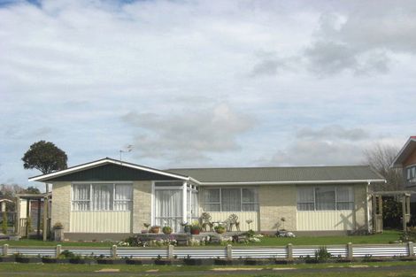 Photo of property in 25 Oberon Street, Stratford, 4332