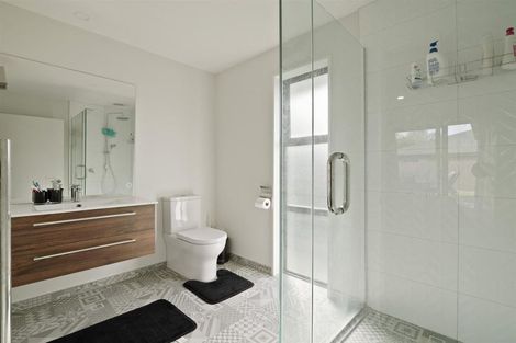 Photo of property in 33 Dalwood Crescent, Rolleston, 7614