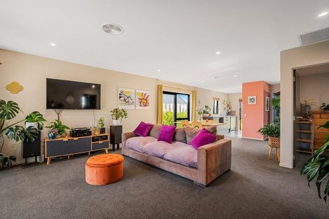 Photo of property in 39 Glen Dene Crescent, Wanaka, 9305
