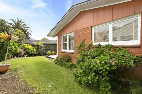Photo of property in 14 Lynette Place, Mangere, Auckland, 2022