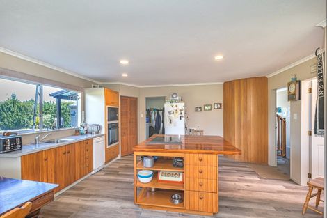 Photo of property in 146 Lindsay Road, Levin, 5510