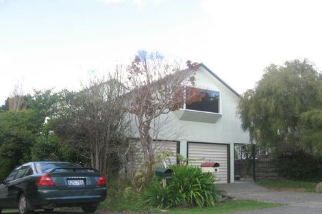 Photo of property in 43 Poole Crescent, Wainuiomata, Lower Hutt, 5014
