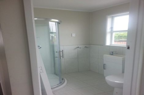 Photo of property in 8 President Avenue, Papakura, 2110