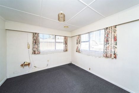 Photo of property in 1 Tawhiti Road, Hawera, 4610