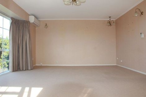 Photo of property in 17a Danbury Drive, Torbay, Auckland, 0630