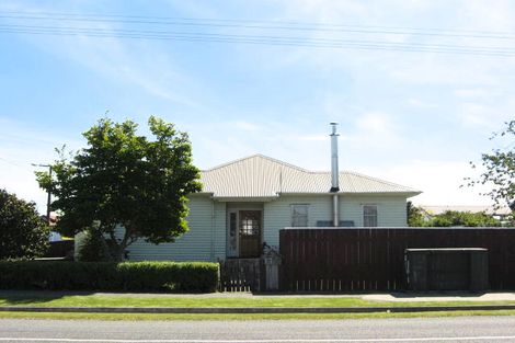 Photo of property in 24 Russell Street, Westport, 7825