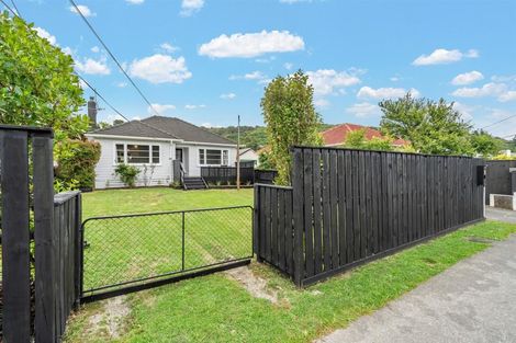 Photo of property in 62 Main Road, Wainuiomata, Lower Hutt, 5014