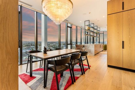 Photo of property in 1 Buscomb Avenue, Henderson, Auckland, 0610