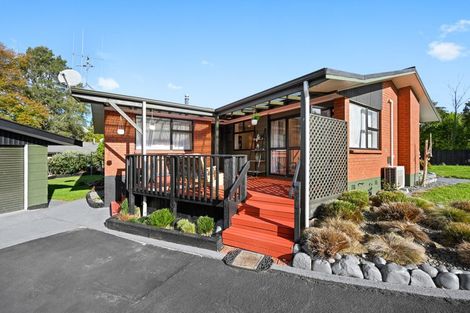 Photo of property in 8 Lorraine Place, Glenview, Hamilton, 3206