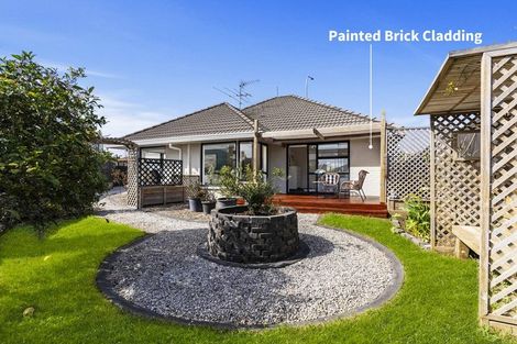 Photo of property in 2/83 Meadowland Drive, Somerville, Auckland, 2014