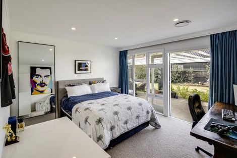 Photo of property in 70 Reynolds Road, Havelock North, 4130
