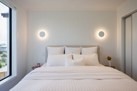 Photo of property in 12 Papai Lane, Massey, Auckland, 0614