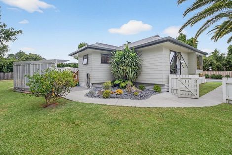 Photo of property in 6 Vintners Close, Huapai, Kumeu, 0810