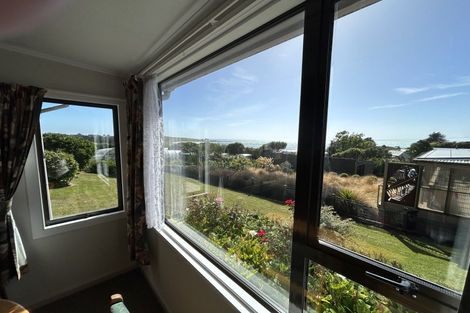 Photo of property in 16 Spiers Street, Kakanui, Oamaru, 9495
