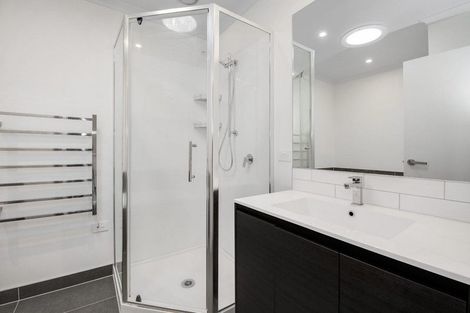 Photo of property in 4/1 Scott Road, Hobsonville, Auckland, 0616