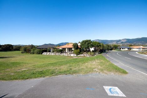 Photo of property in 50 Hoult Crescent, Monaco, Nelson, 7011