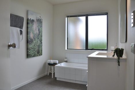 Photo of property in 126 Rototuna Road, Rototuna, Hamilton, 3210