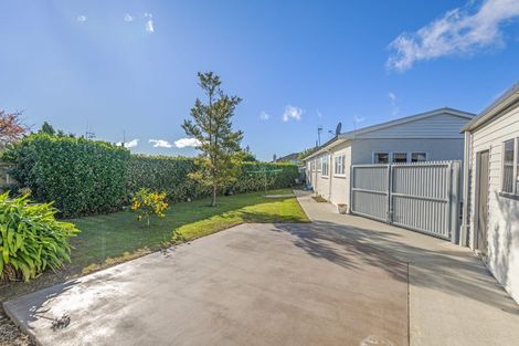 Photo of property in 3 Glasgow Street, Takaro, Palmerston North, 4412