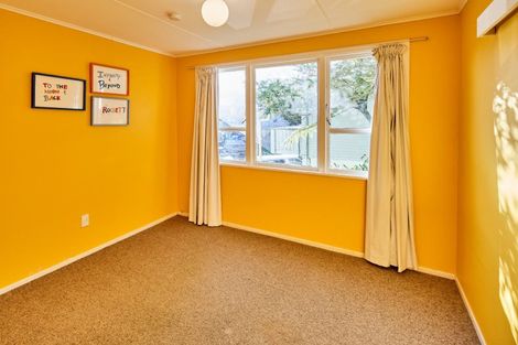 Photo of property in 26 Mataura Grove, Wainuiomata, Lower Hutt, 5014