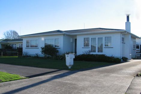 Photo of property in 11 Milton Street, Roslyn, Palmerston North, 4414