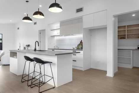 Photo of property in 33 Lusk Street, Rangiora, 7400