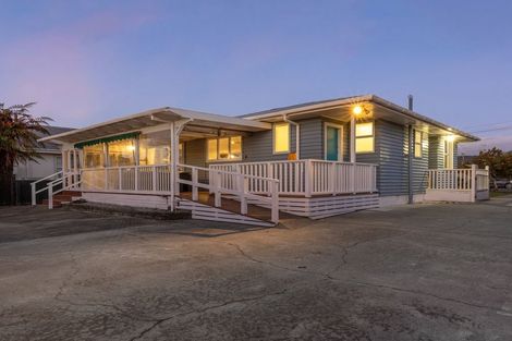 Photo of property in 13 Bowen Street, Levin, 5510
