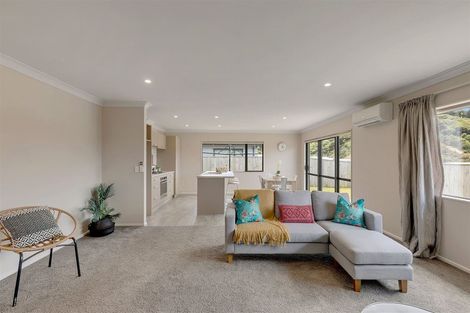 Photo of property in 9 Moonsail Drive, Whitby, Porirua, 5024