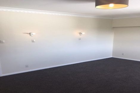 Photo of property in 86a Pupuke Road, Hillcrest, Auckland, 0627