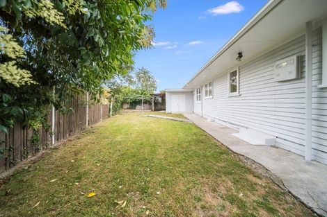 Photo of property in 16 Thornton Place, Melville, Hamilton, 3206