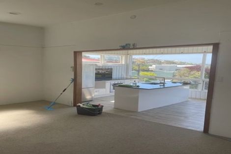 Photo of property in 60 Mortimer Terrace, Brooklyn, Wellington, 6021