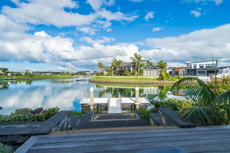 Photo of property in 25 Waitemata Drive, One Tree Point, 0118
