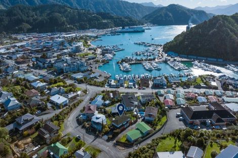 Photo of property in 6a Seaview Crescent, Picton, 7220