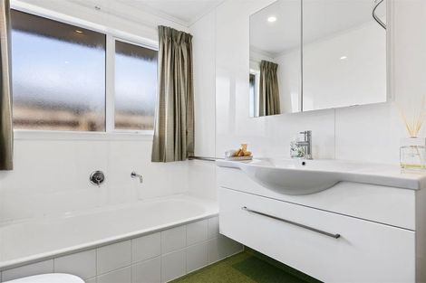 Photo of property in 355 Bower Avenue, North New Brighton, Christchurch, 8083
