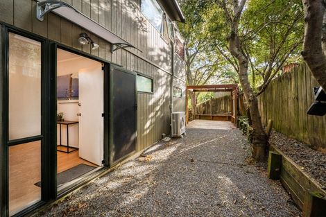 Photo of property in 123b Colwill Road, Massey, Auckland, 0614
