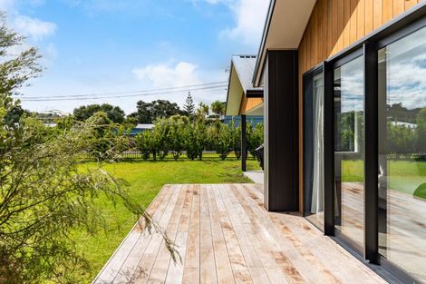 Photo of property in 2 William Gilbert Drive, Mangawhai, 0505