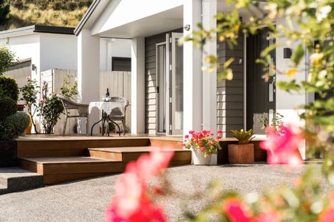 Photo of property in 8 Aubrey Way, Brookfield, Tauranga, 3110