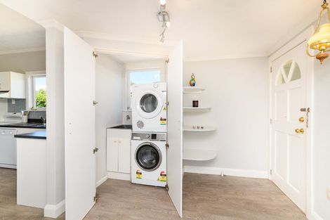 Photo of property in 26 Rangitira Avenue, Palmerston North, 4414