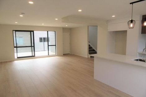 Photo of property in 14/5 Perekia Street, Albany, Auckland, 0632