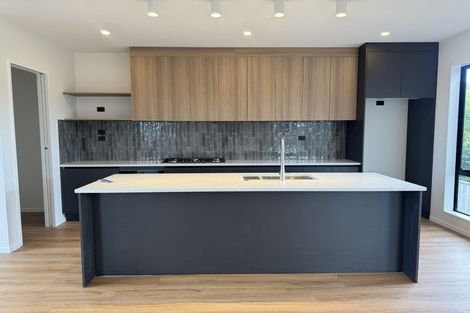 Photo of property in 13a Rock Isle Road, Torbay, Auckland, 0630