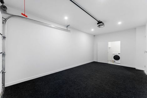 Photo of property in 89a Oreil Avenue, West Harbour, Auckland, 0618