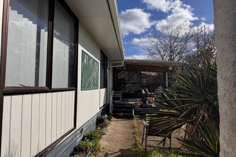 Photo of property in 2/141 Carnoustie Drive, Wattle Downs, Auckland, 2103