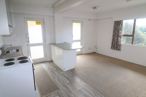 Photo of property in 42 Schnapper Rock Road, Schnapper Rock, Auckland, 0632