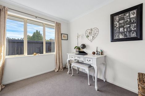 Photo of property in 1 Franklin Drive, Rangiora, 7400