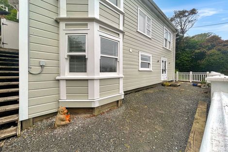 Photo of property in 28 Crieff Street, Northland, Wellington, 6012