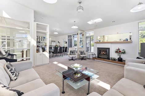 Photo of property in Dorset Cove, 90 Burnham Street, Seatoun, Wellington, 6022