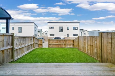 Photo of property in 65 Minhas Road, Papakura, 2110