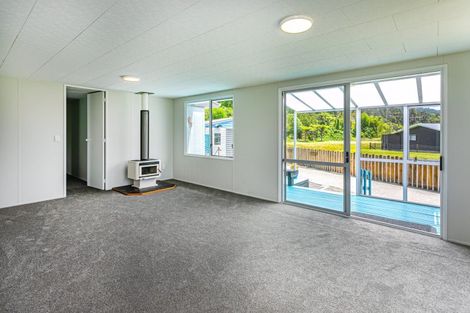 Photo of property in 124 Mckellar Place, Whangamata, 3620