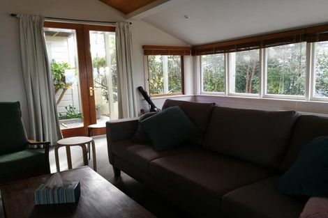 Photo of property in 25 Putnam Street, Northland, Wellington, 6012