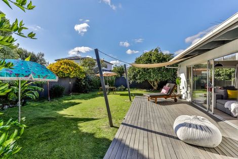 Photo of property in 2/43 Central Avenue, Papatoetoe, Auckland, 2025