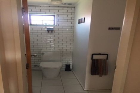 Photo of property in 42 Satara Crescent, Khandallah, Wellington, 6035